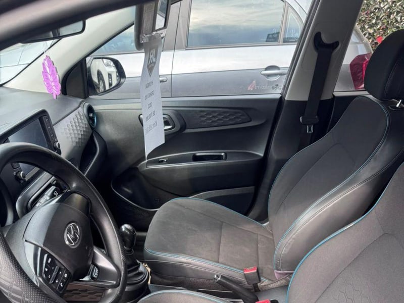 Hyundai Grand I10 2023 - Imagen 6 de 11