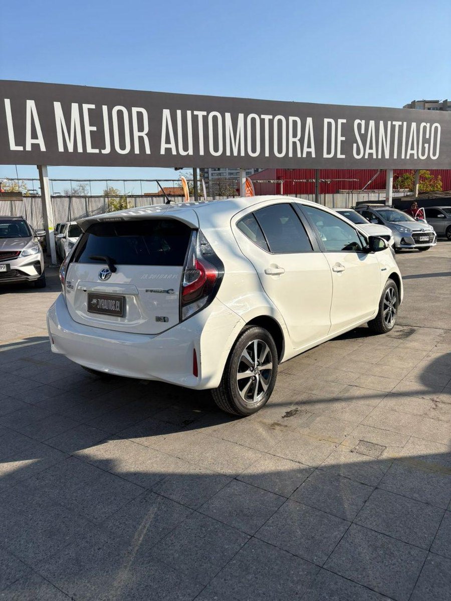 Toyota Prius 2021 - Imagen 3 de 12