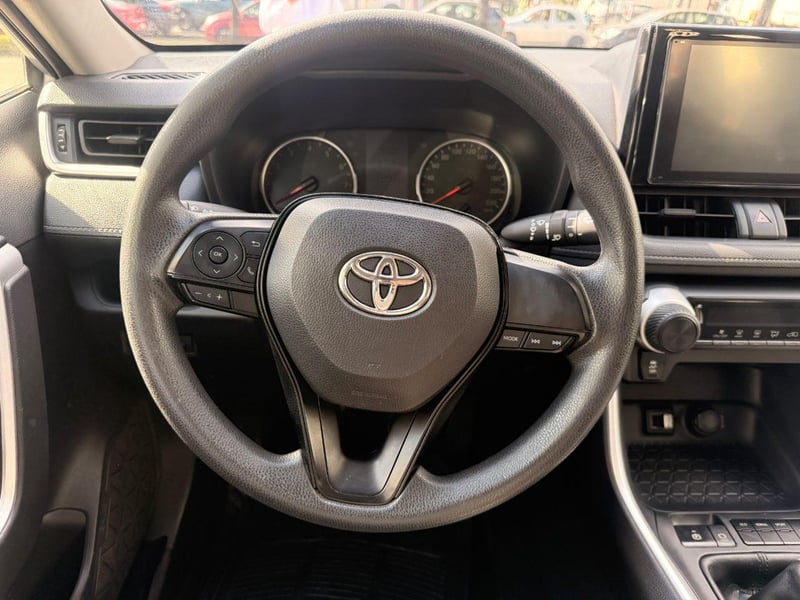 Toyota Rav4 2021 - Imagen 8 de 11