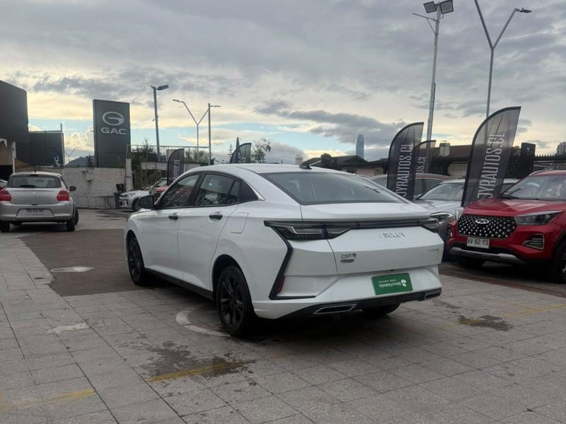 Dongfeng Aeolus Y3 1.5 2024 - Imagen 7 de 11