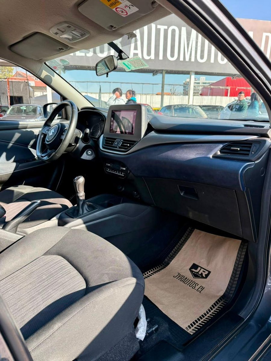 Suzuki Baleno 2024 - Foto 4 de 12