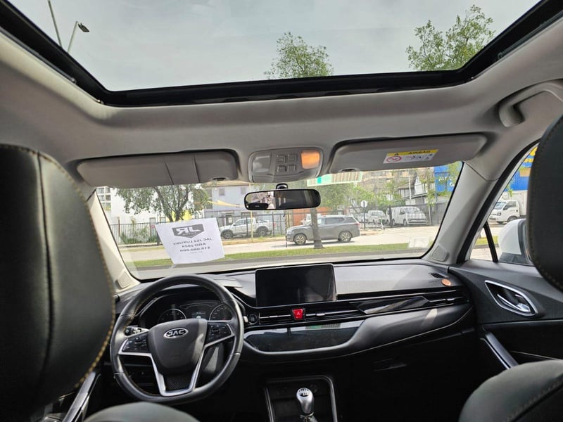 JAC JS4 2024 - Imagen 10 de 15