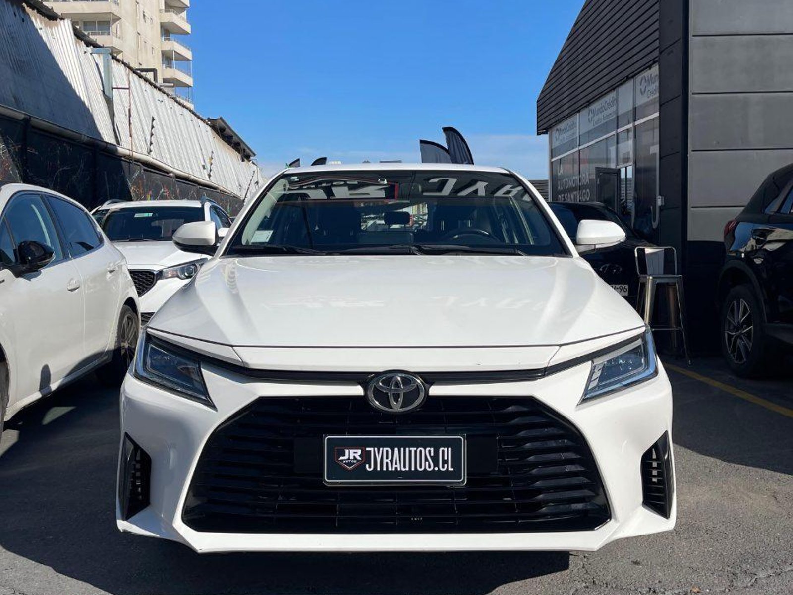 Toyota Yaris 2024 - Foto 4 de 11