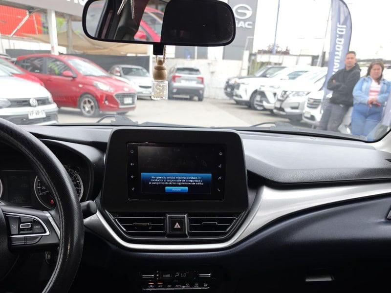 Suzuki Baleno 2023 - Imagen 6 de 12