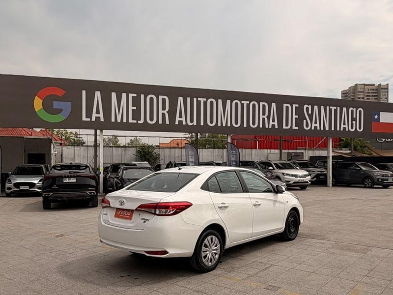 Toyota Yaris 2022 - Imagen 10 de 13