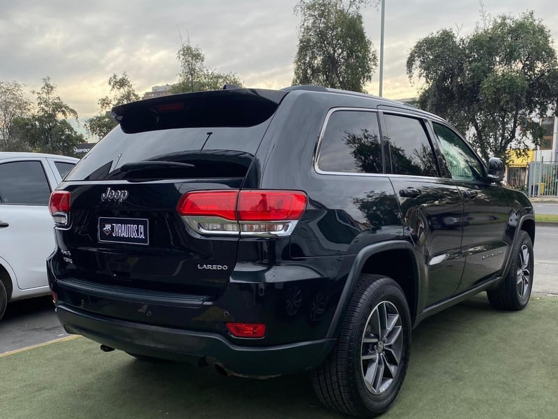 Jeep Grand Cherokee 2019 - Imagen 3 de 9