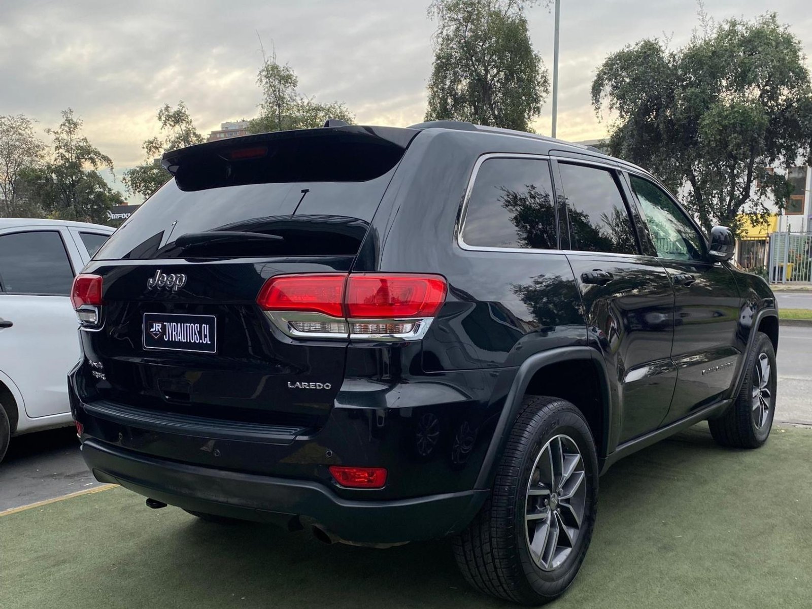 Jeep Grand Cherokee 2019 - Foto 3 de 9