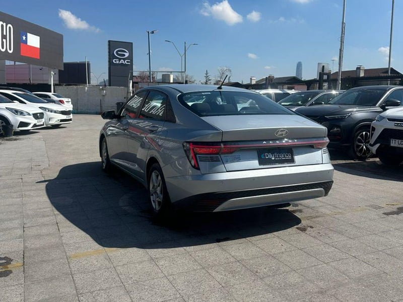 Hyundai Accent 2025 - Imagen 11 de 11