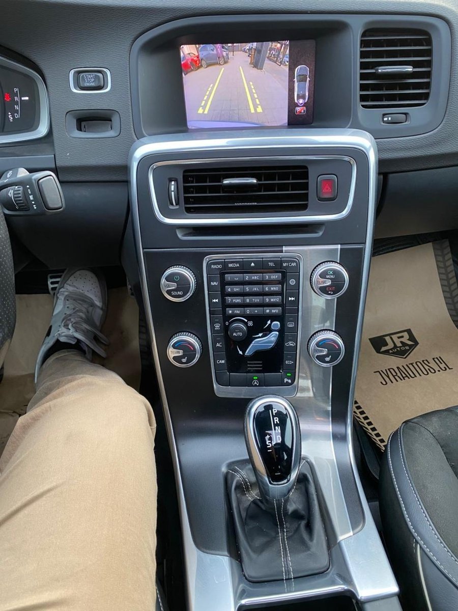 Volvo S60 T5 2.0 AUT 2019 - Imagen 9 de 13