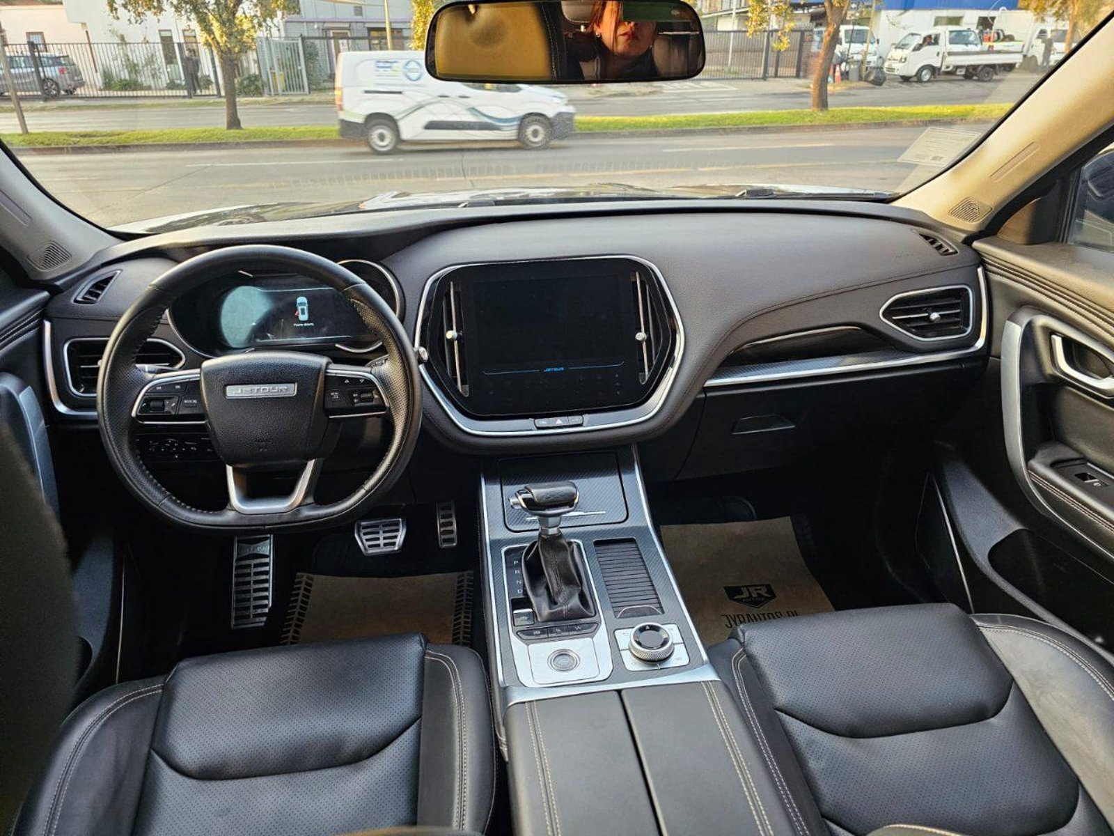 Jetour X70 2025 - Imagen 3 de 14
