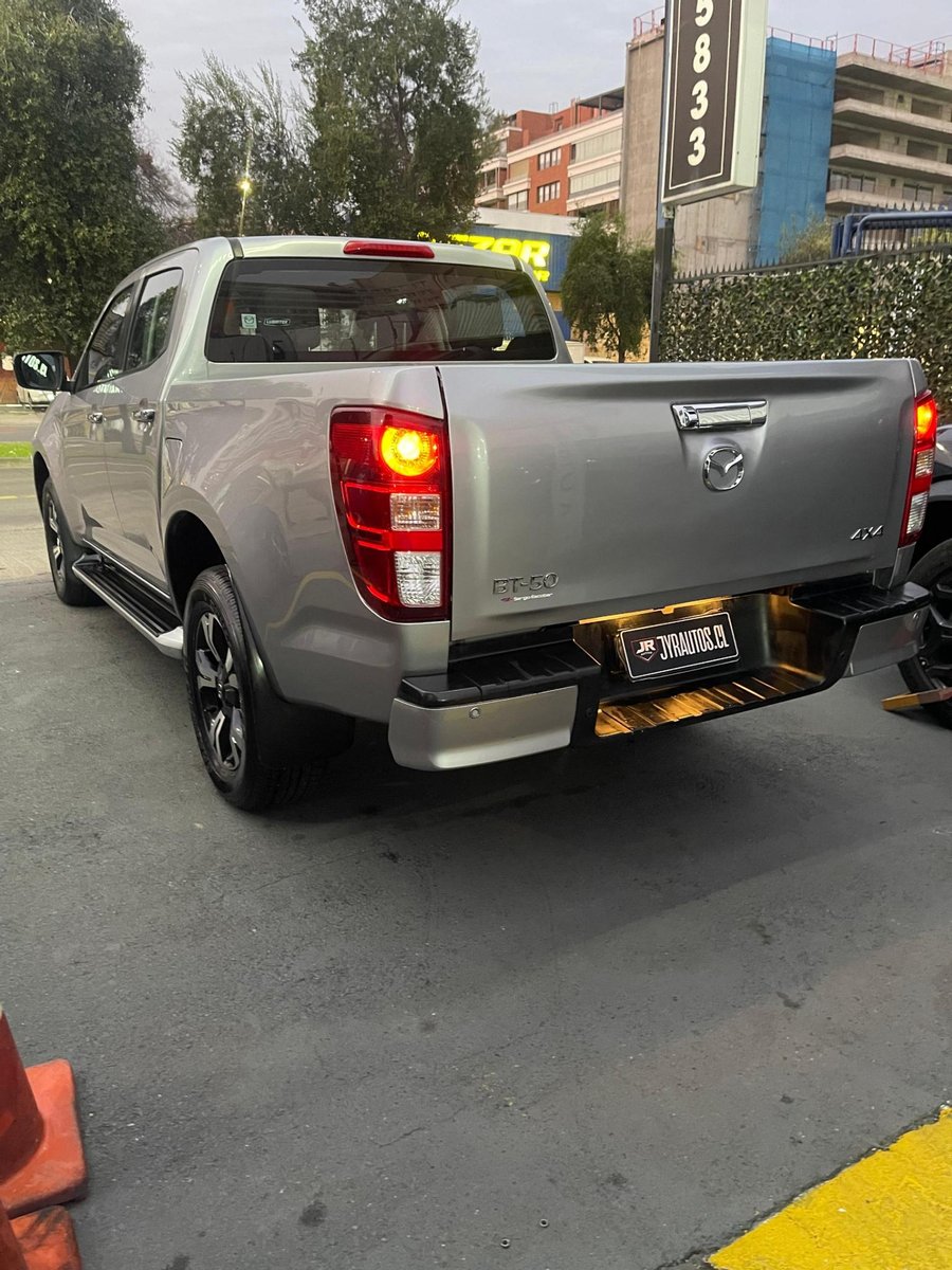Mazda BT 50 2023 - Imagen 11 de 12