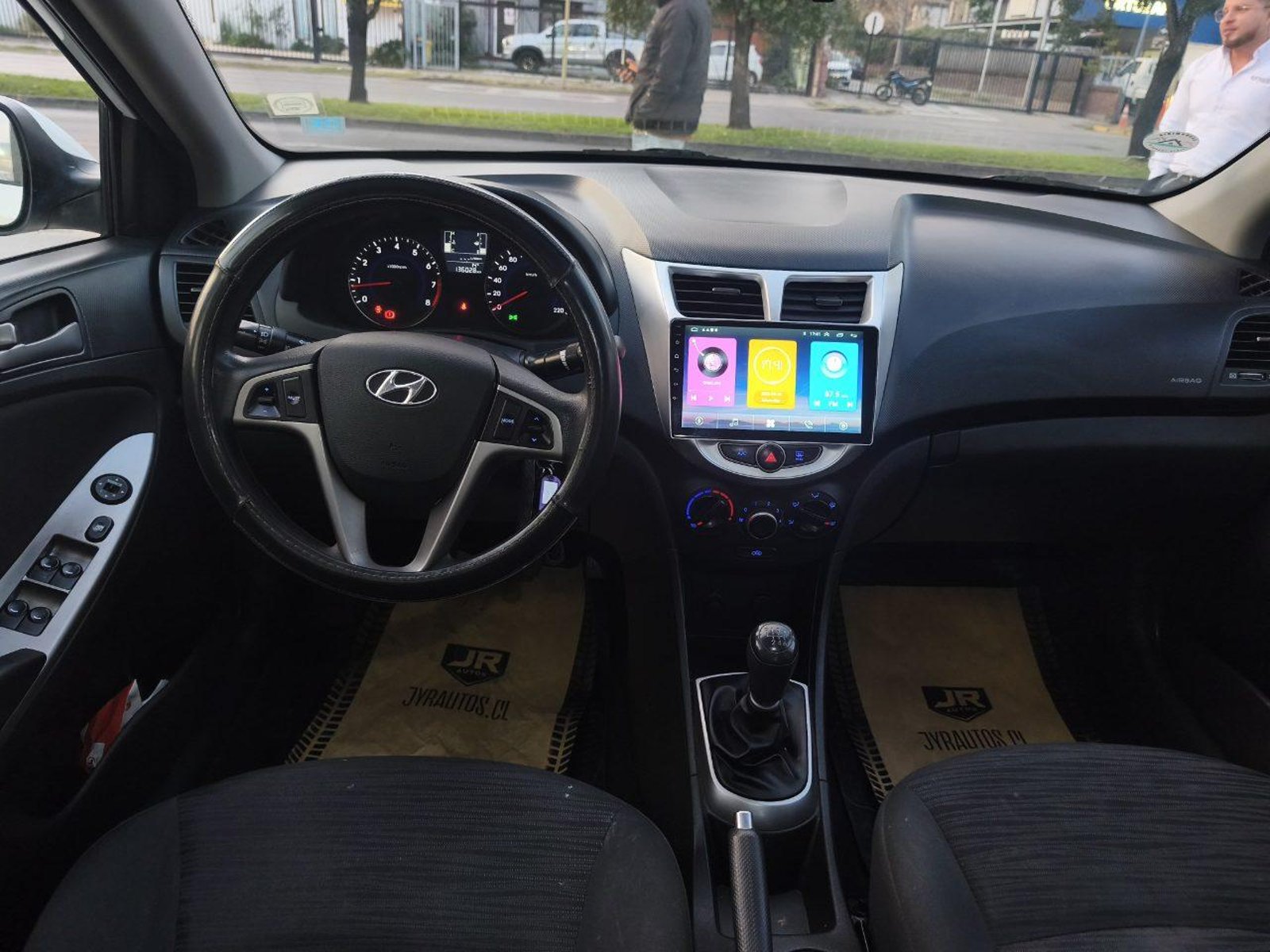 Hyundai Accent 2017 - Imagen 11 de 11