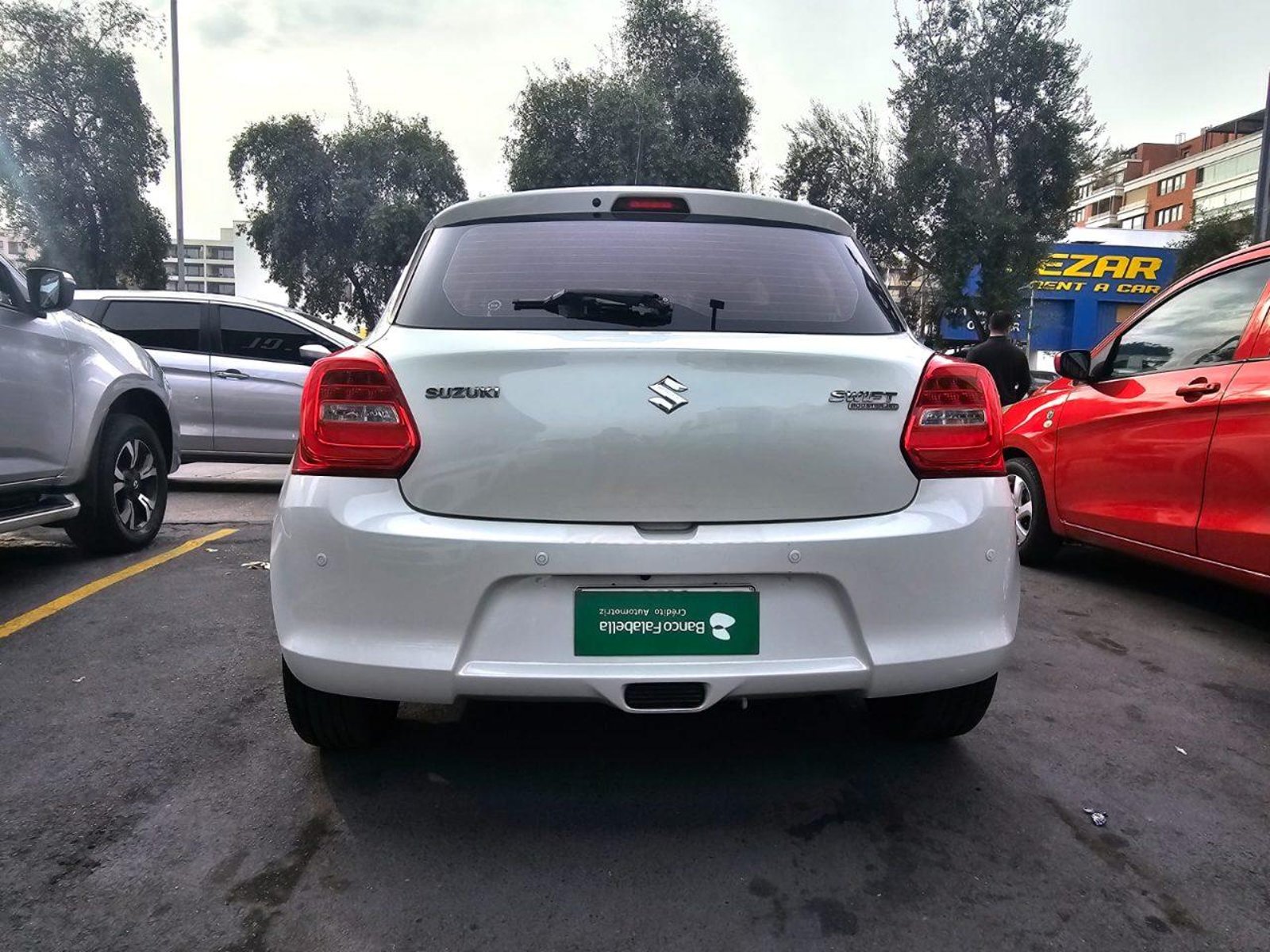 Suzuki Swift GLX HB 1.0 2020 - Imagen 6 de 10