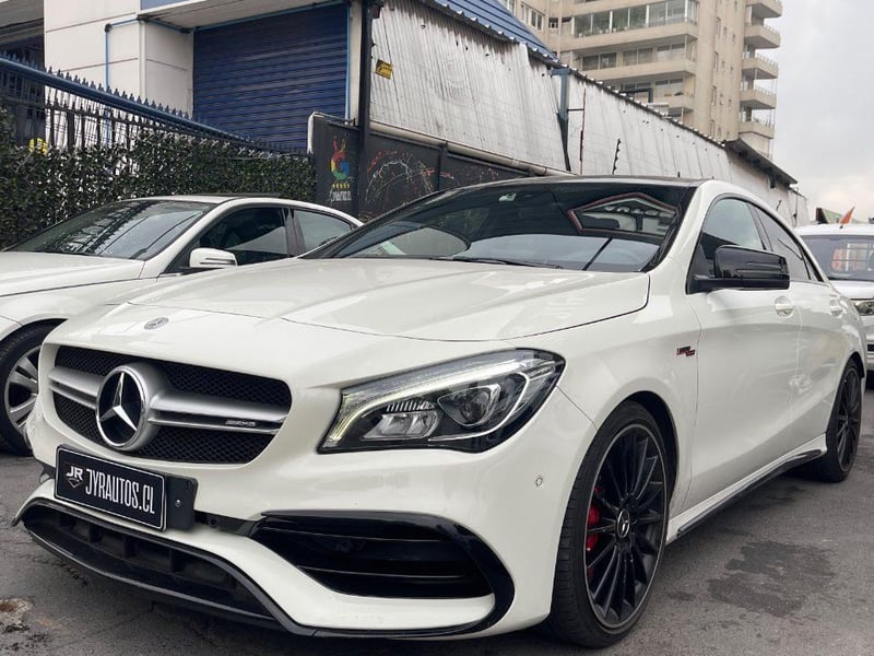 Mercedes-Benz Benz CLA 45 2017 - Imagen 5 de 11
