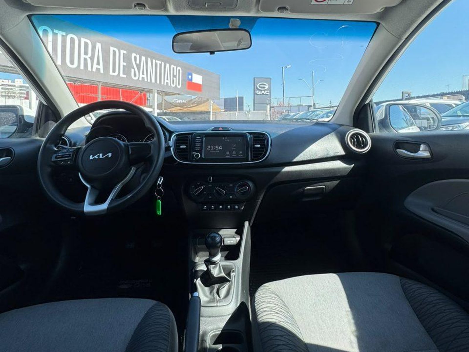 Kia Soluto 2024 - Foto 2 de 8