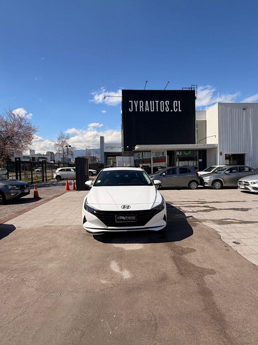 Hyundai Elantra 2021 - Imagen 7 de 13