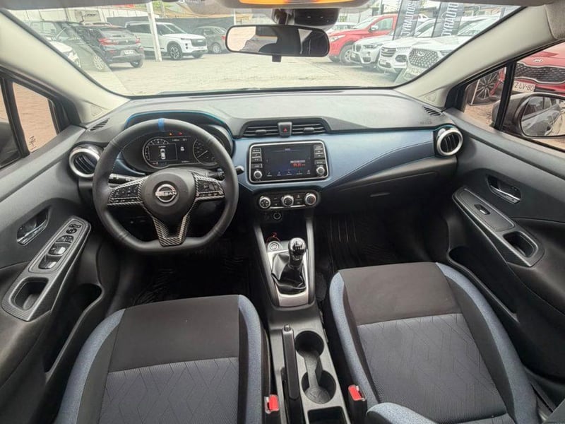 Nissan Versa 2023 - Imagen 7 de 11