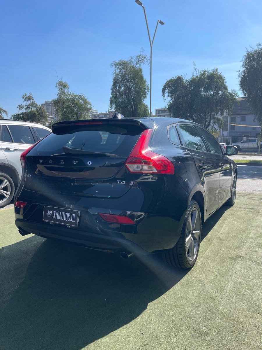 Volvo V40 2020 - Imagen 6 de 12