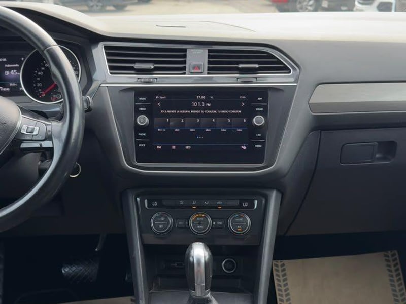 Volkswagen Tiguan TDI 4X4 2.0 AT 2019 - Imagen 5 de 13