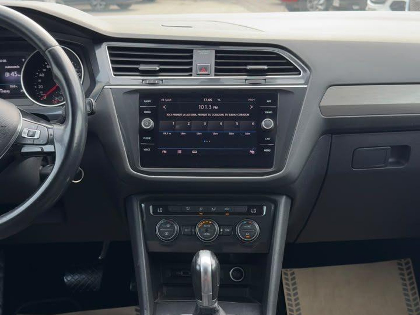 Volkswagen Tiguan TDI 4X4 2.0 AT 2019 - Foto 5 de 13
