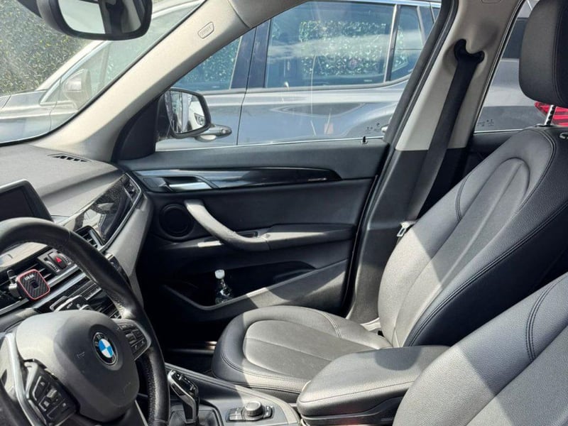 BMW X1 Sdrive20i Urban 2018 - Imagen 6 de 9