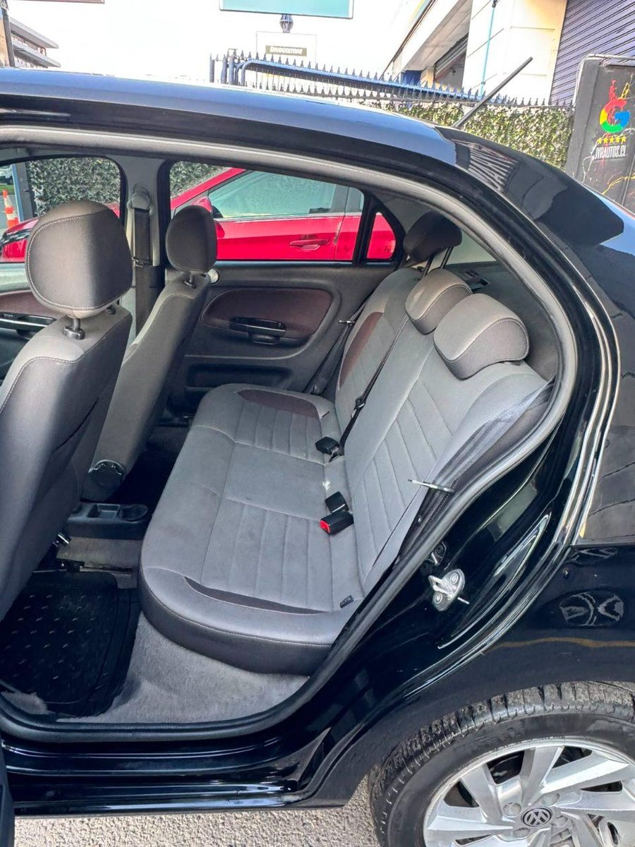 Volkswagen Voyage 2023 - Imagen 3 de 11