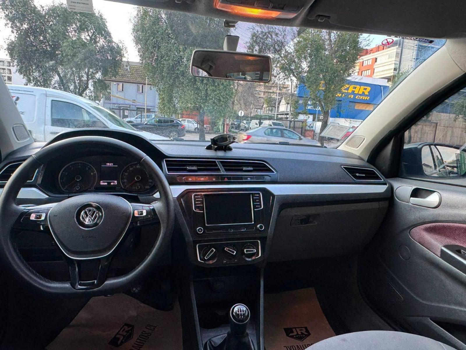 Volkswagen Voyage 2023 - Imagen 8 de 11