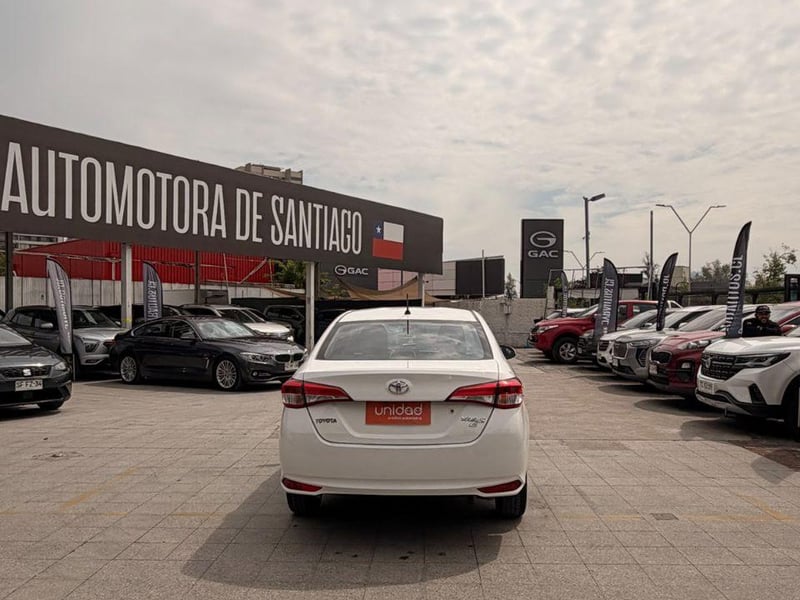 Toyota Yaris 2022 - Imagen 6 de 13
