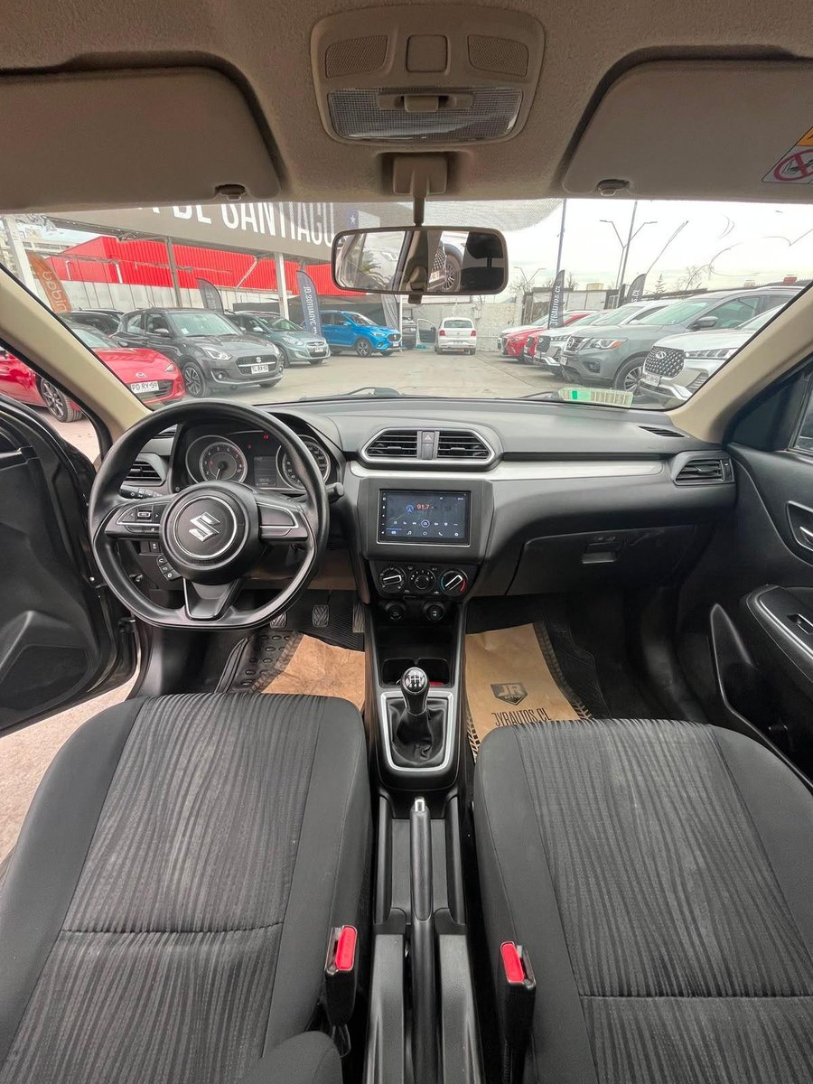 Suzuki Dzire 2023 - Foto 5 de 11