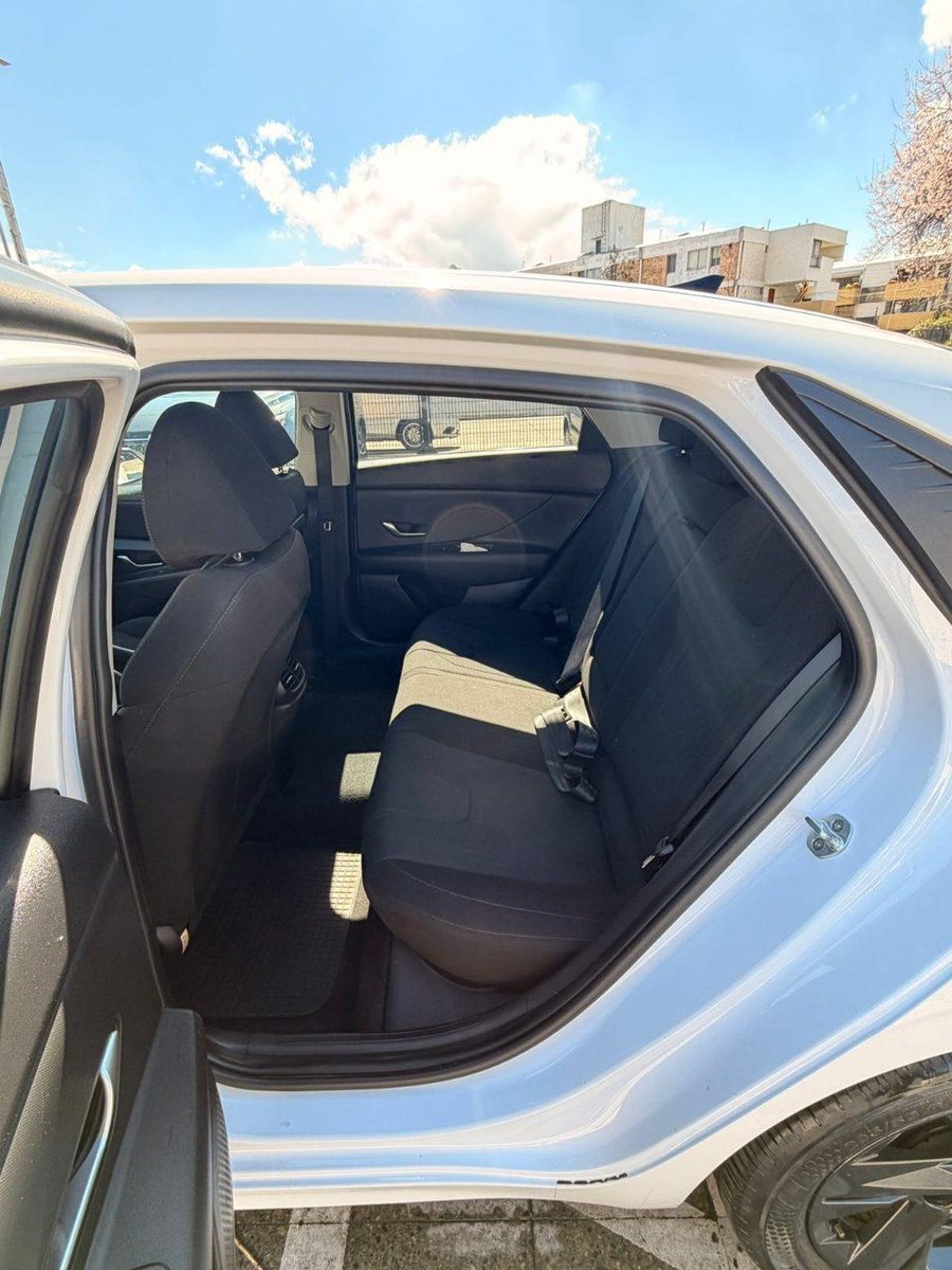 Hyundai Elantra 2021 - Imagen 6 de 13
