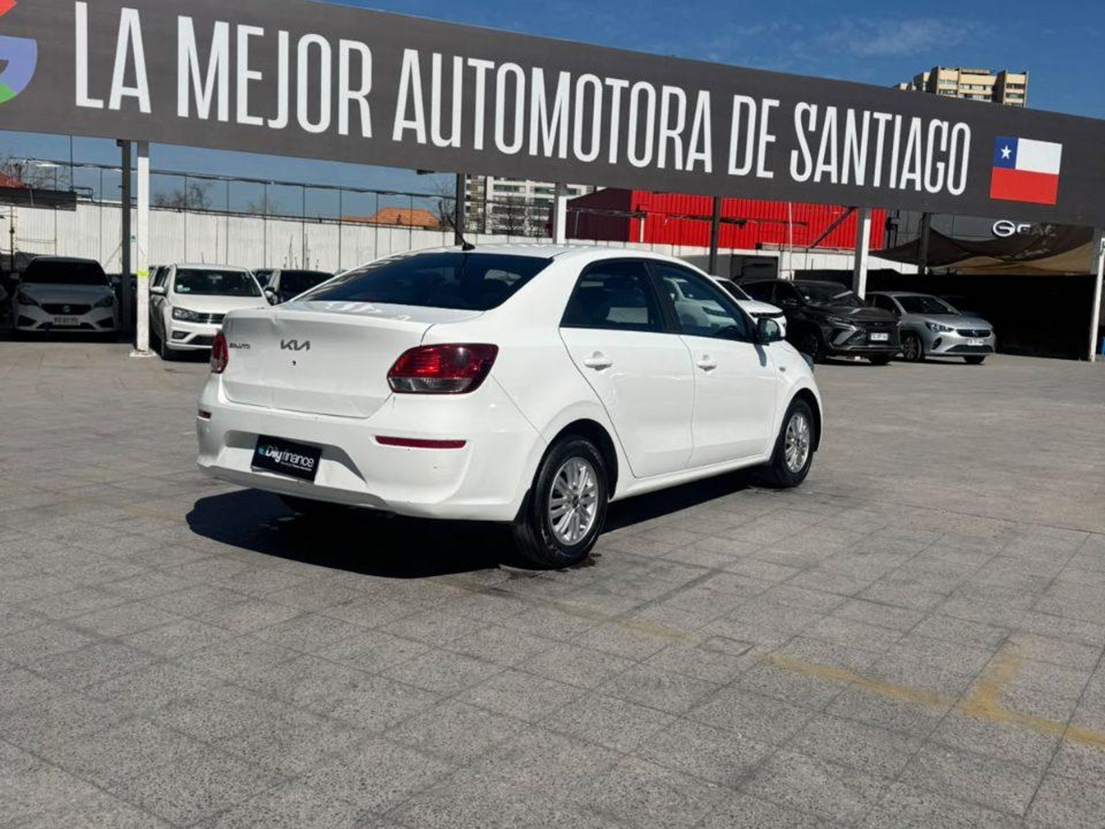 Kia Soluto 2024 - Foto 3 de 8