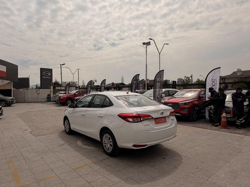 Toyota Yaris 2022 - Imagen 8 de 13