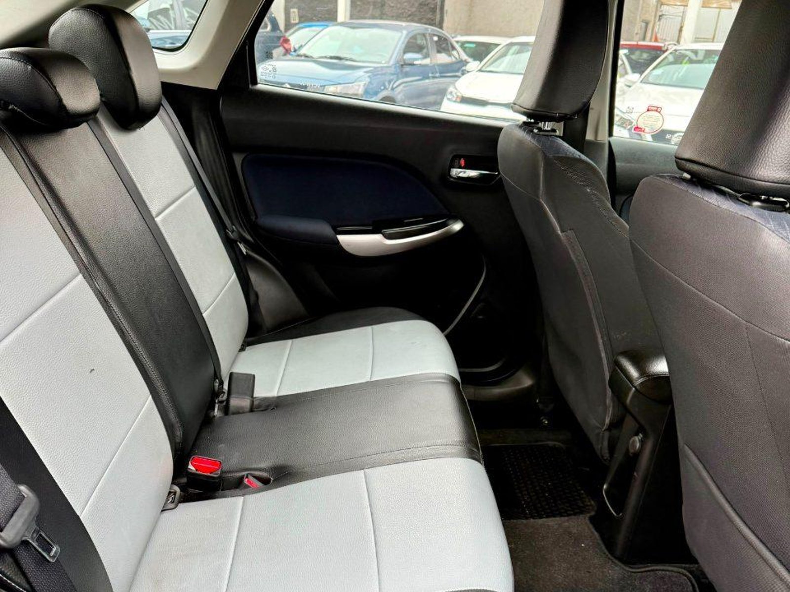 Suzuki Baleno 2020 - Foto 4 de 12