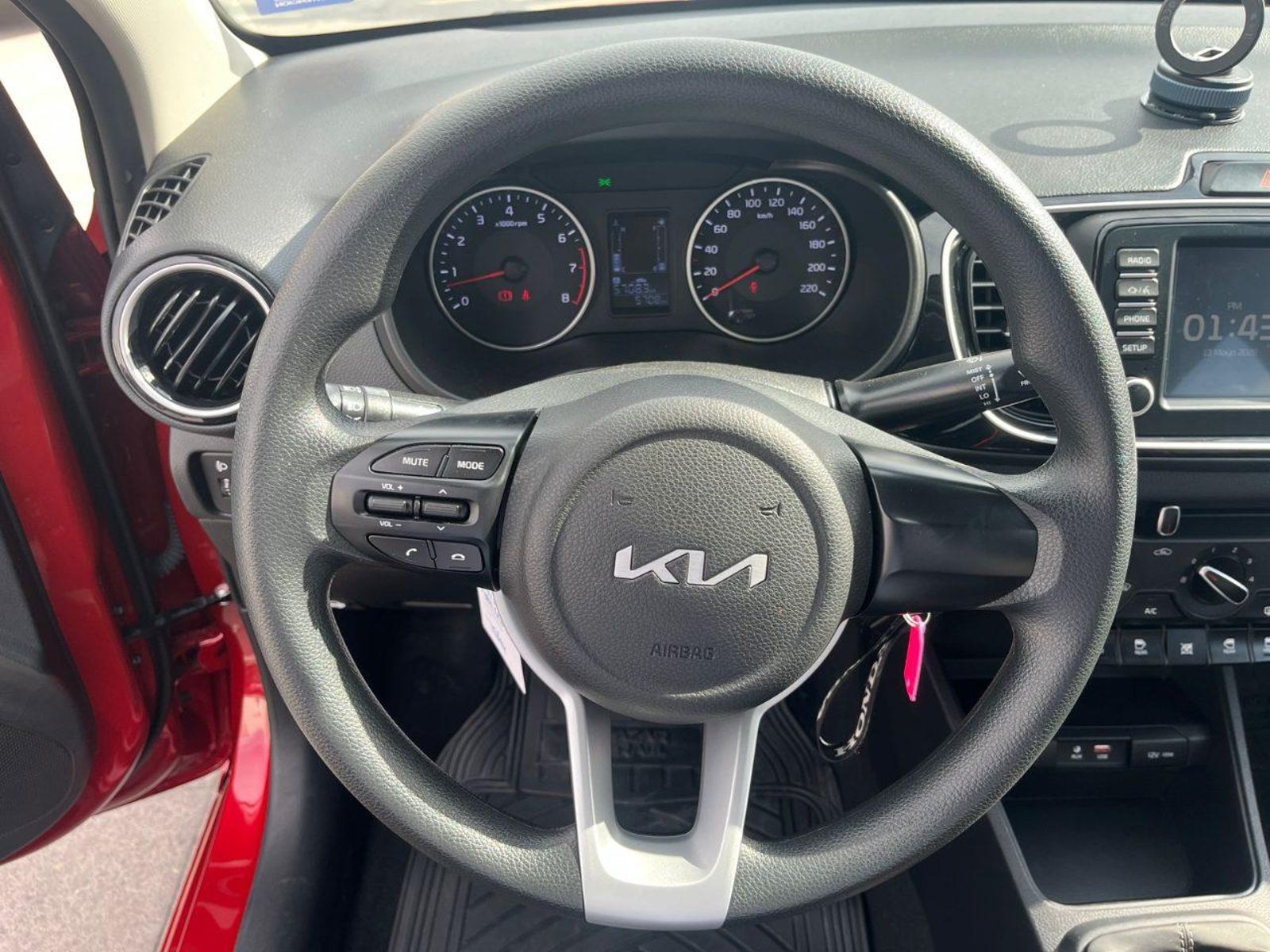 Kia Soluto 2025 - Imagen 9 de 10