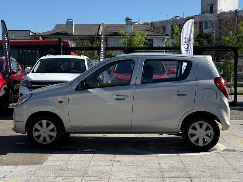 Suzuki Alto 2022 - Imagen 10 de 11