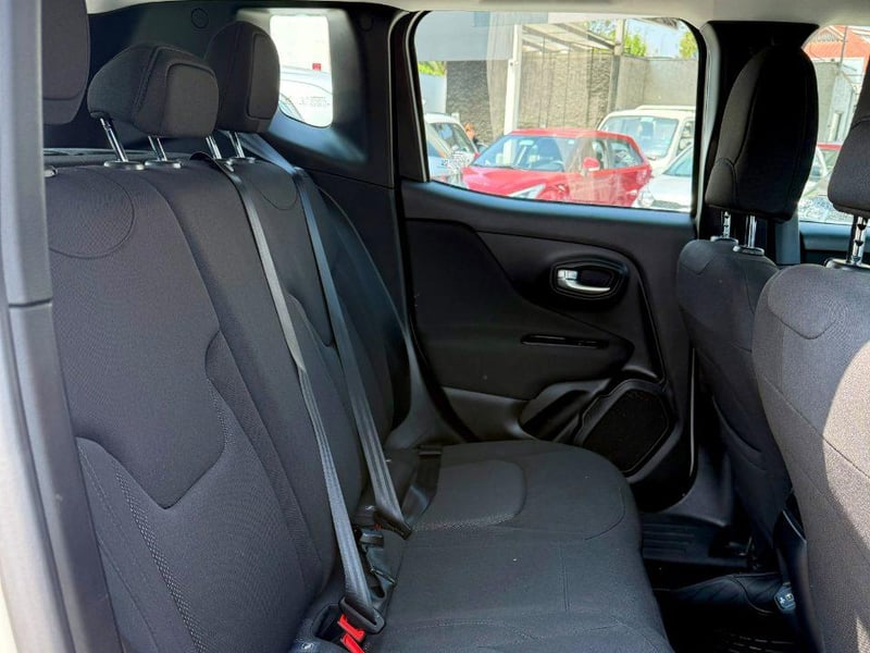 Jeep Renegade 2022 - Imagen 12 de 12