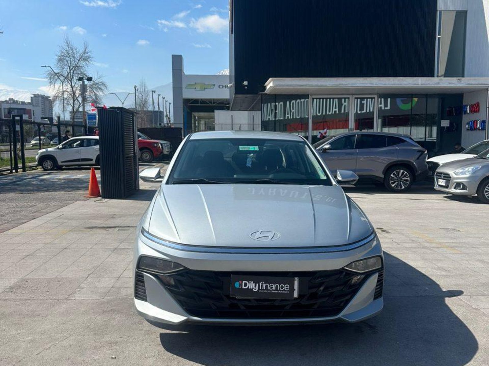 Hyundai Accent 2025 - Foto 4 de 11