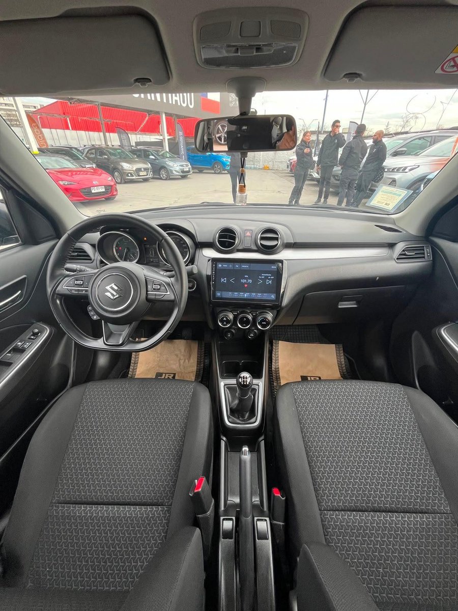 Suzuki Swift 2024 - Imagen 9 de 10