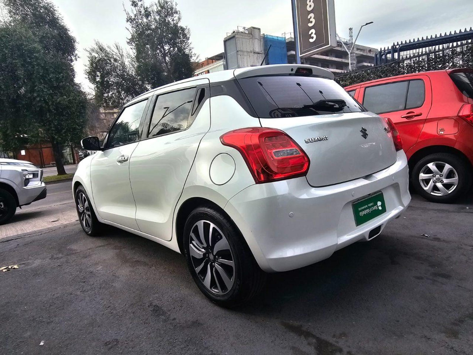 Suzuki Swift GLX HB 1.0 2020 - Imagen 10 de 10