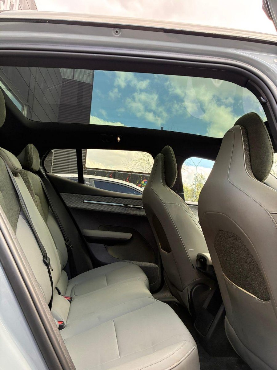 Volvo Ex30 2025 - Imagen 8 de 11