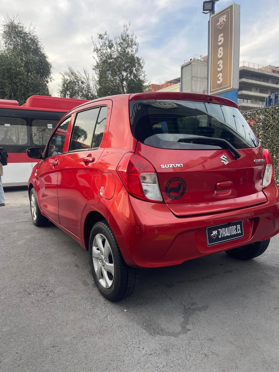 Suzuki Celerio GLX Sport HB 1.0 AUT 2021 - Imagen 6 de 12