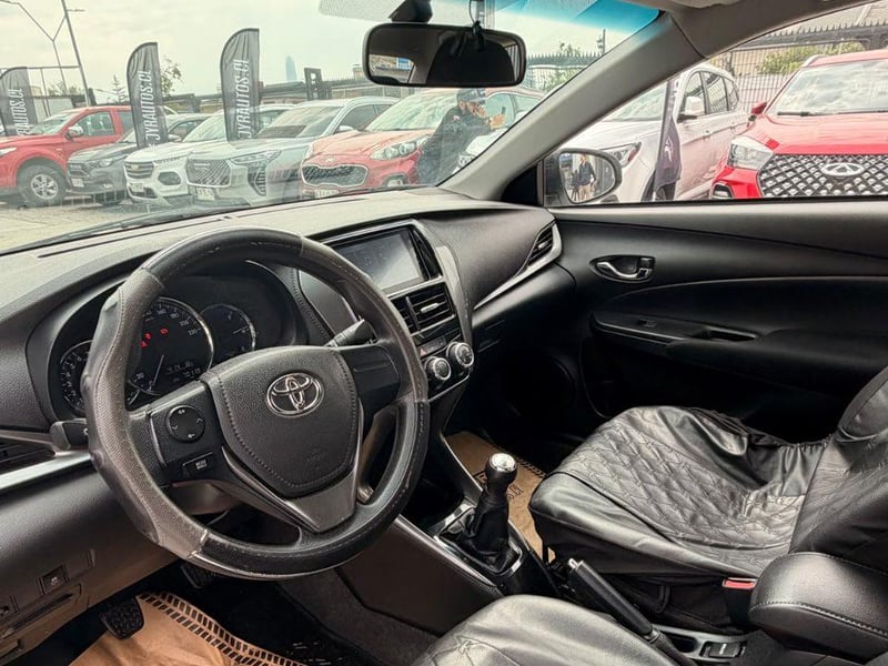 Toyota Yaris 2022 - Imagen 12 de 13