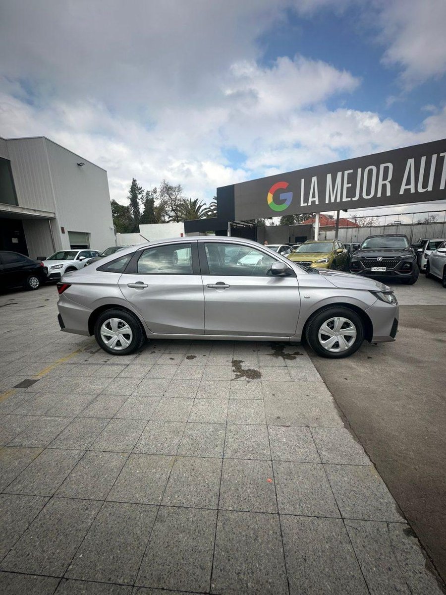 Toyota Yaris 2023 - Imagen 8 de 11