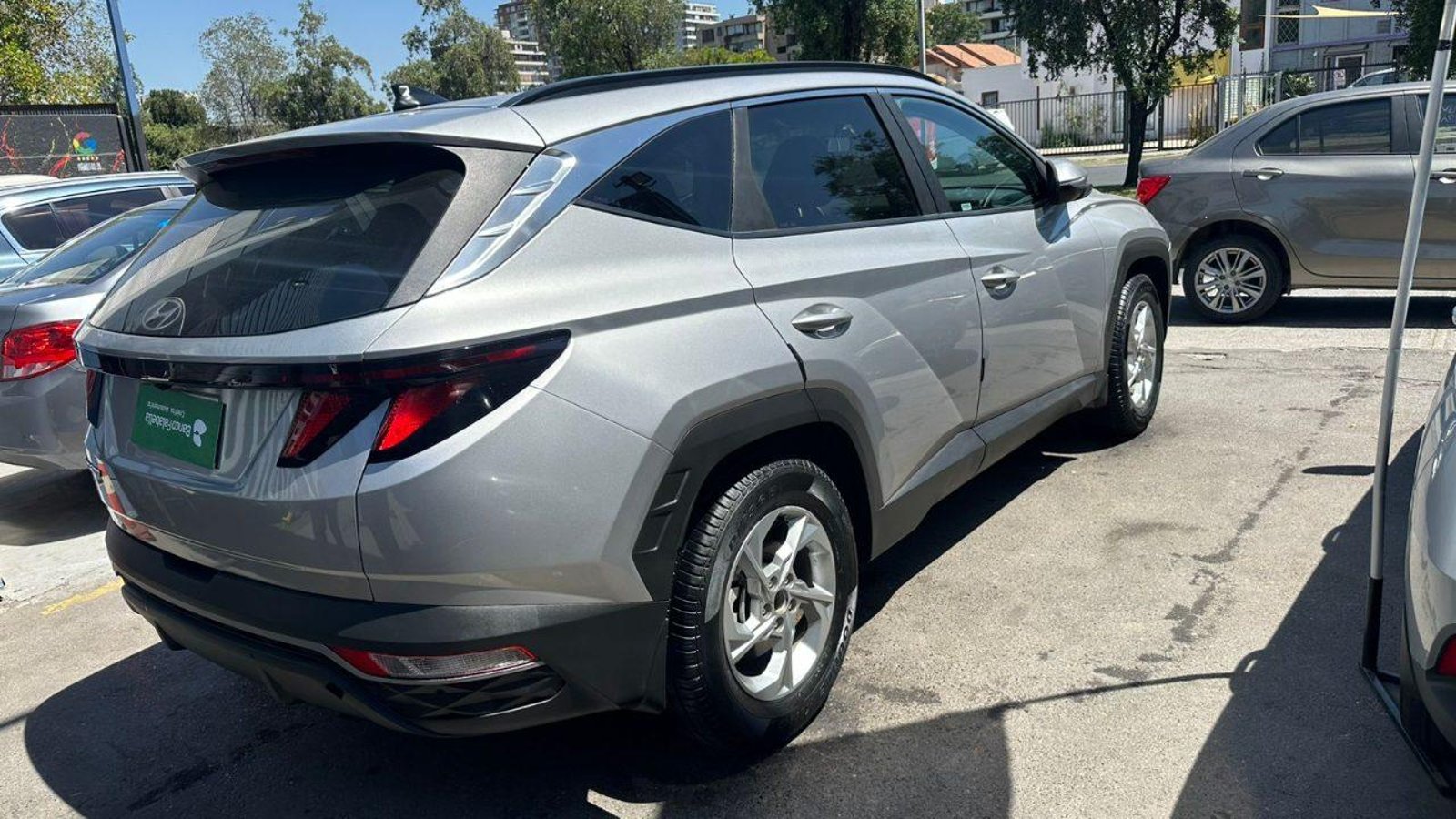 Hyundai Tucson NX4 2.0 2023 - Imagen 6 de 9