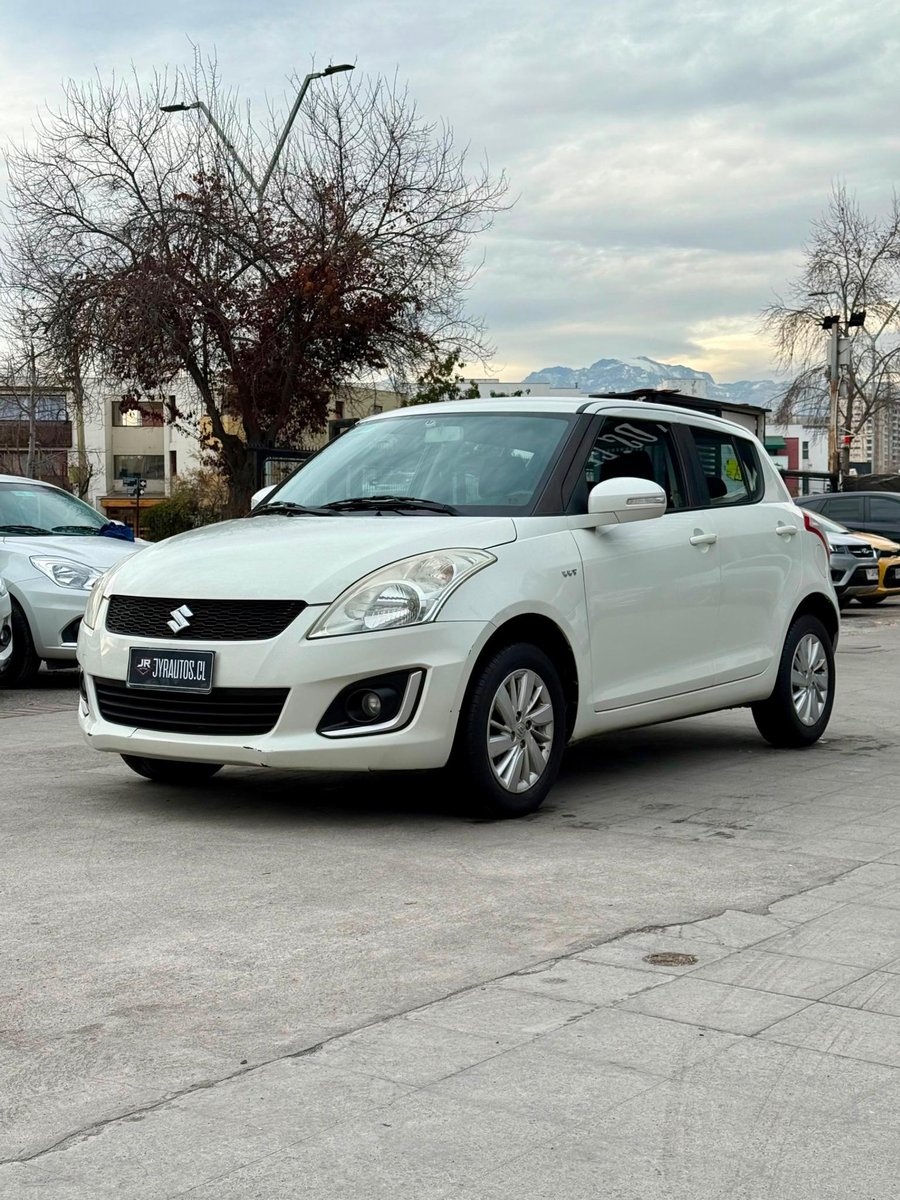Suzuki Swift 2018 - Foto 3 de 11