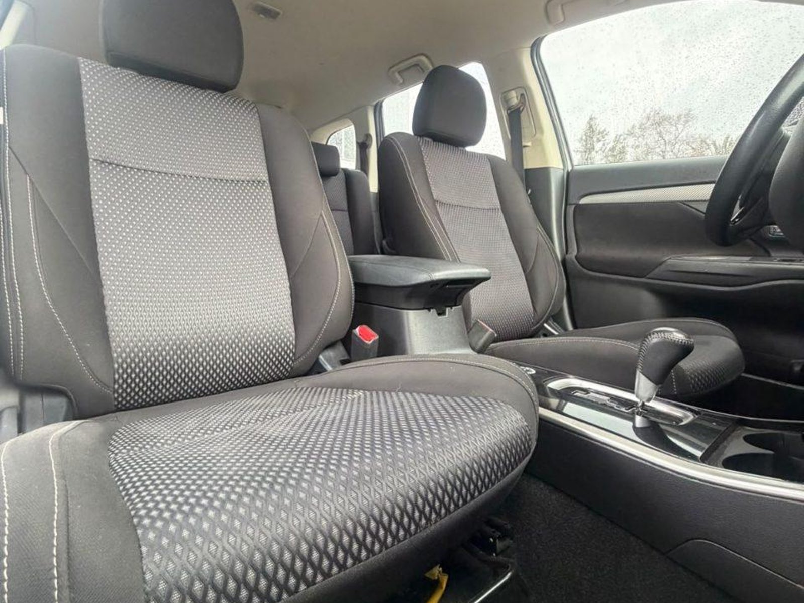Mitsubishi Outlander 2019 - Foto 3 de 11