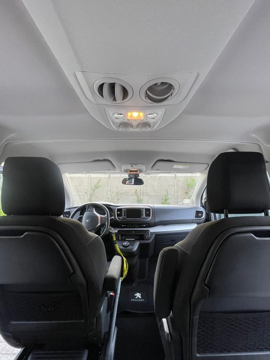 Peugeot Traveller 2022 - Imagen 10 de 15