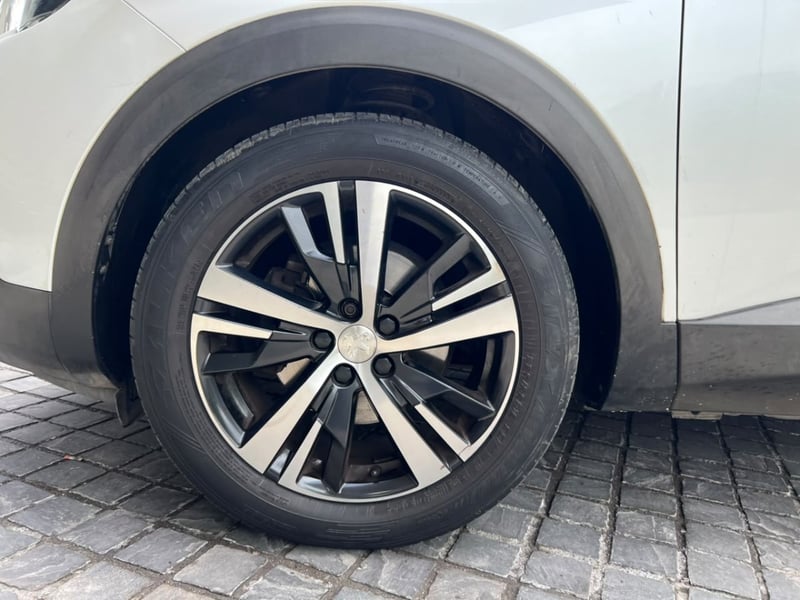 Peugeot 3008 ACTIVE 1.6 AT ; 2018 - Imagen 8 de 10