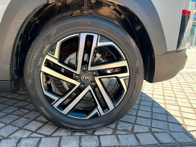 Changan UNI-T LUXURY 1.5 AT ÚNICO DUEÑO 2023 - Imagen 8 de 10