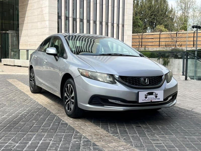 Honda CIVIC LX 1.8 AT ; 2014 - Imagen 3 de 10